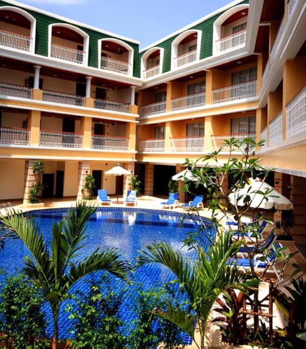 Kalim Resort Patong Extérieur photo