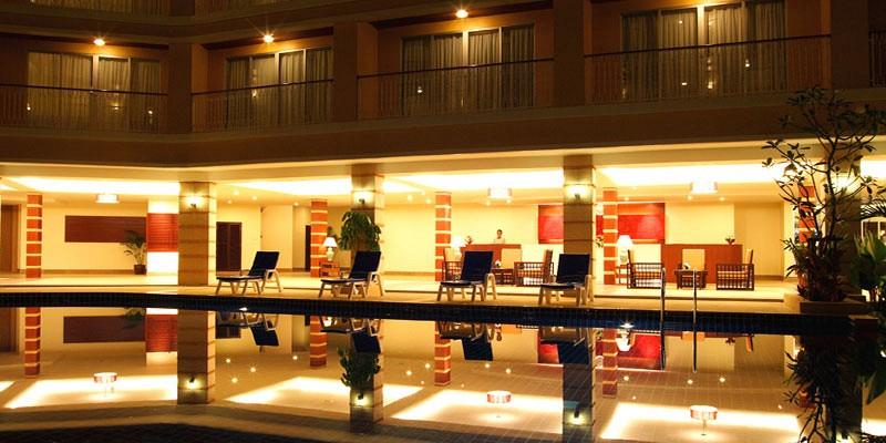 Kalim Resort Patong Extérieur photo
