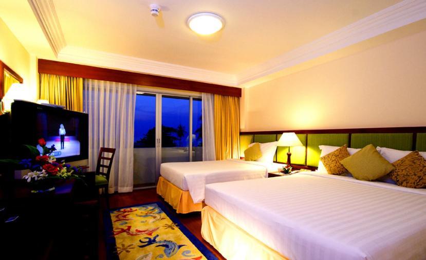 Kalim Resort Patong Extérieur photo
